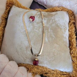 Collier « ambivalence de Rubis »