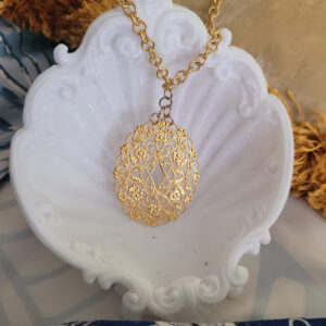 Collier « attente de célébration »